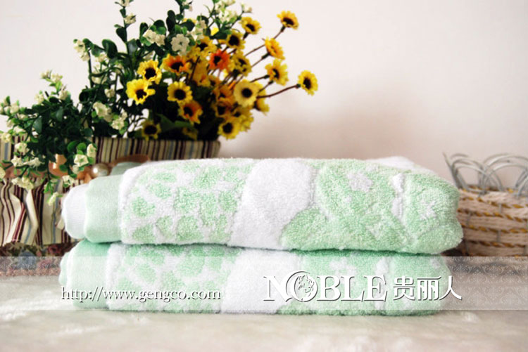 竹纤维提花枕巾绿色